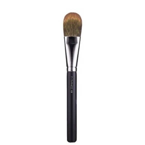 Mac foundation brush #189 - Picture 1 of 1
